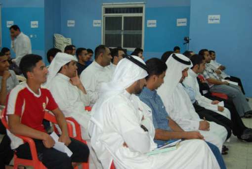 الوسيلة تنظم يوم التوجيه المهني وسط حضور طلابي